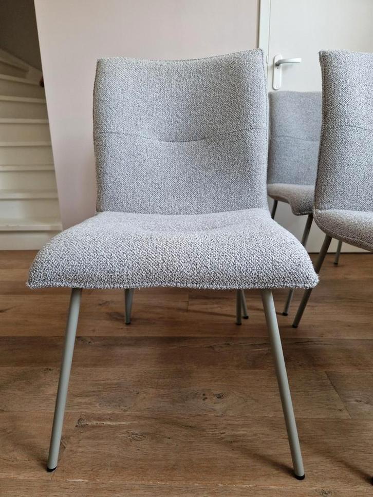 Eetkamerstoel Nolan Piet Klerkx - 4 stuks, Huis en Inrichting, Stoelen, Zo goed als nieuw, Vier, Stof, Grijs, Ophalen