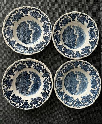 Wedgwood Royal Homes of Britain. 5 diepe borden beschikbaar voor biedingen