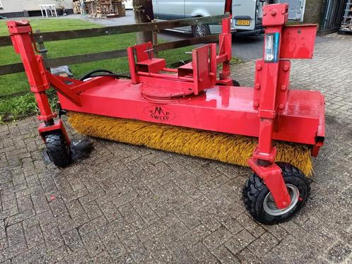 Veegmachine - sweep Veegmachine in Goede Staat, Zakelijke goederen, Machines en Bouw | Tuin, Park en Bosbouw, Overige typen, Ophalen