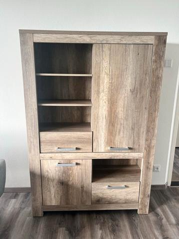 Kast met deuren en lades - 115x170x37 cm beschikbaar voor biedingen