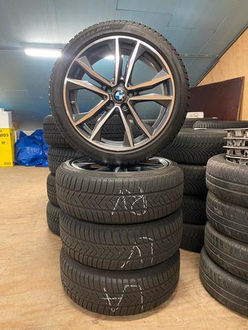BMW X1/X2 origineel M Sport Velgen met Winterbanden beschikbaar voor biedingen