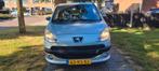 Peugeot 1007 1.4 2005 Grijs zeer nette auto, Auto's, Voorwielaandrijving, 1360 cc, 4 cilinders, 4 stoelen