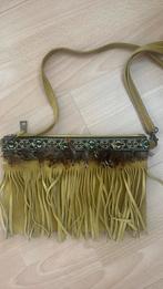 Festival ibiza tasje oker suede, Sieraden, Tassen en Uiterlijk, Tassen | Damestassen, Ophalen of Verzenden, Zo goed als nieuw