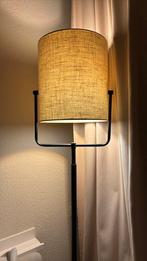 Vloerlamp Delta, Ophalen, Stof, Zo goed als nieuw, Modern