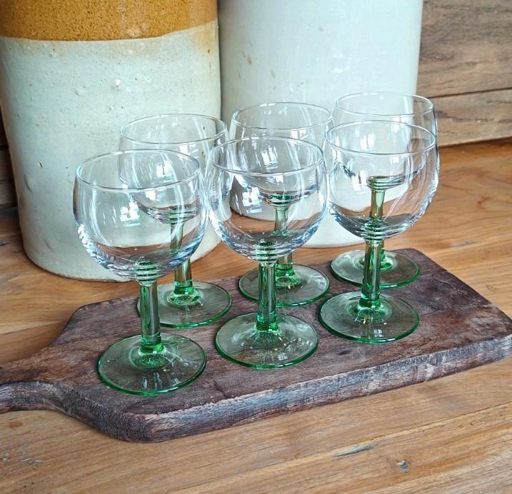Vintage Luminarc groene wijn glazen - set van 6, Antiek en Kunst, Antiek | Glas en Kristal, Ophalen of Verzenden