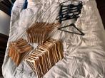 Kledinghangers - Hout & Kunststof, Kleding | Dames, Kledinghangers, Ophalen, Gebruikt, Hout, Volwassenen