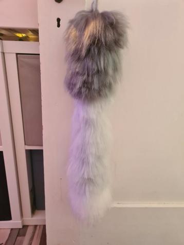 Therian tail grey beschikbaar voor biedingen