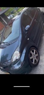 Toyota Aygo 5DRS-airco-carplay, Auto's, Voorwielaandrijving, 4 stoelen, 68 pk, Origineel Nederlands