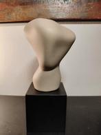 2888 Abstract Keramiek Sculptuur op Voet, Ophalen of Verzenden