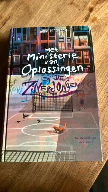 Het ministerie van Oplossingen en de Zilverjongen beschikbaar voor biedingen