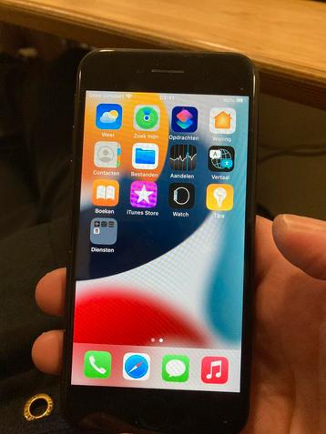 Iphone 7 32gb nieuwstaat (96% batteryconditie) beschikbaar voor biedingen