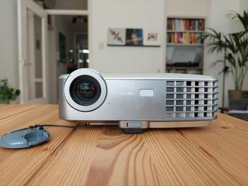 Toshiba HTP-P8 beamer beschikbaar voor biedingen