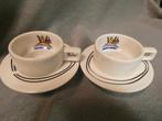 Mosa Jan des Bouvrie koffiekop met schotel 2 x, Gebruikt, Ophalen of Verzenden, Overige stijlen, Kop(pen) en/of Schotel(s)