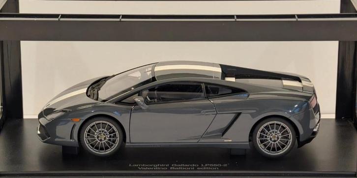 1/18 Lamborghini Gallardo LP550-2 Valentino Balboni 2009, Hobby en Vrije tijd, Modelauto's | 1:18, Zo goed als nieuw, Auto, Autoart