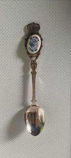 Herdenkingslepel van Beatrix.1938-1988 (50 jaar oud).L.11,5, Verzamelen, Ophalen of Verzenden, Zo goed als nieuw, Nederland, Speld(je) of Lepel(tje)