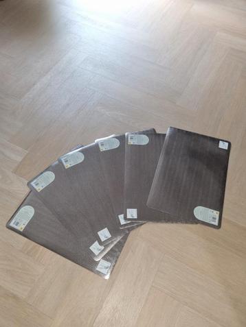 6 Nieuwe Placemats Slangenprint beschikbaar voor biedingen