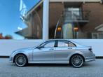 1:18 Mercedes C63 AMG W204 zilver 2008 Autoart Dealer Editie, Auto, Autoart, Ophalen of Verzenden, Zo goed als nieuw