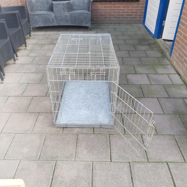 zo goed als nieuwe bench, Dieren en Toebehoren, Overige Dieren-accessoires, Zo goed als nieuw, Ophalen of Verzenden
