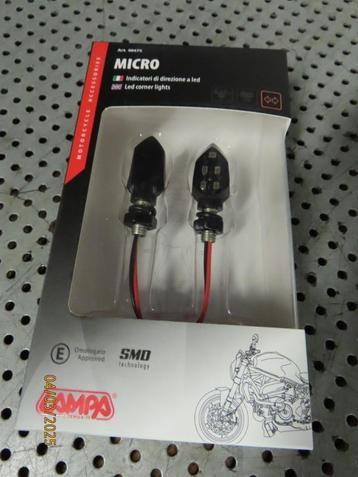 Nieuw! Set LAMPA knipperlichten LED model Micro E-keur beschikbaar voor biedingen