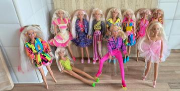 11 Sindy poppen Hasbro beschikbaar voor biedingen