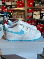 Nike Air Force 1 Wit Blauw (38), Kleding | Heren, Schoenen, Ophalen of Verzenden