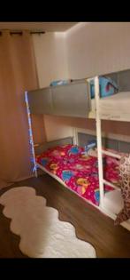 Bed, Huis en Inrichting, Slaapkamer | Bedden, Ophalen, 90 cm, Eenpersoons, Zo goed als nieuw