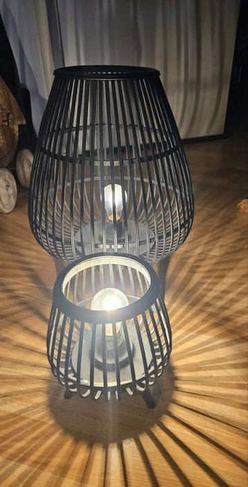 Twee mooie lampen voor binnen of buiten  beschikbaar voor biedingen