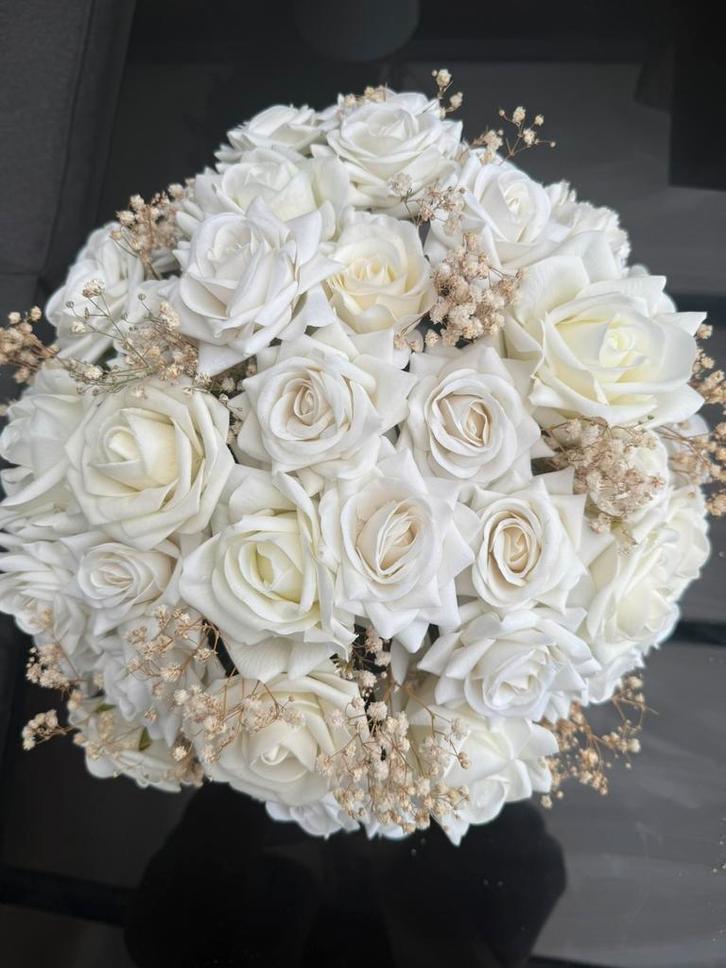 Mooie autoboeket wit, Kleding | Dames, Trouwkleding en Trouwaccessoires, Zo goed als nieuw, Accessoires, Wit, Ophalen of Verzenden