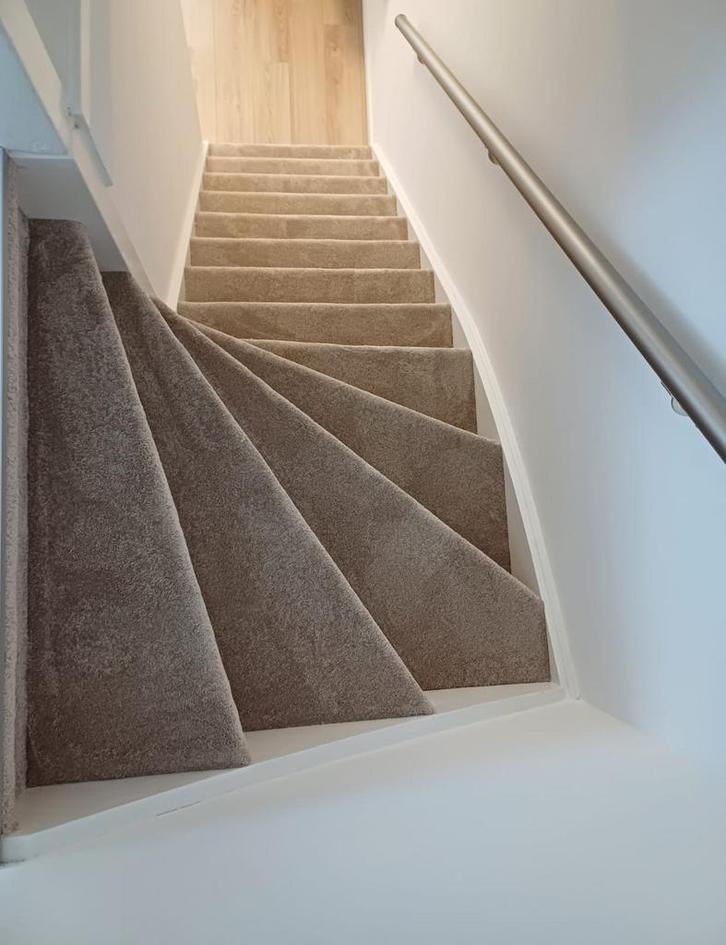 trapbekleding 550, Huis en Inrichting, Stoffering | Vloerbedekking, Nieuw, Tapijt, Ophalen