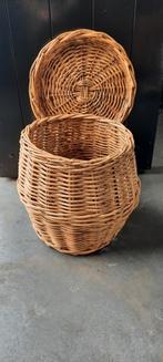 Leuke rieten rotan ronde mand opbergmand met deksel!, Ophalen of Verzenden, Zo goed als nieuw, Rond, Riet
