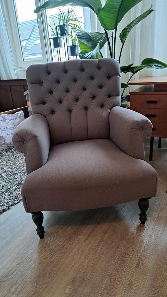 Fauteuil gecapitoneerd meubitrend, Huis en Inrichting, Fauteuils, Gebruikt, Stof, 75 tot 100 cm, 75 tot 100 cm, Ophalen of Verzenden