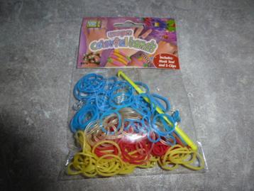 NIEUW 200 verschillende kleuren loom bandjes 5 voor 10,00 beschikbaar voor biedingen