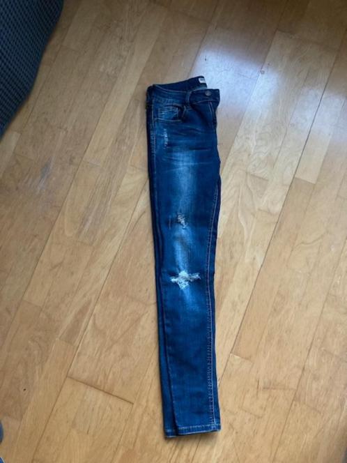 dunne ripped look spijkerbroek, Kleding | Dames, Spijkerbroeken en Jeans, Gedragen, W27 (confectie 34) of kleiner, Blauw, Verzenden