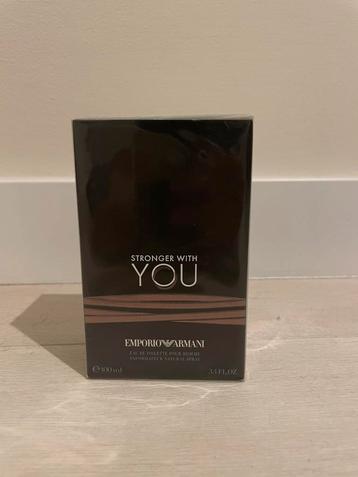 Parfum beschikbaar voor biedingen