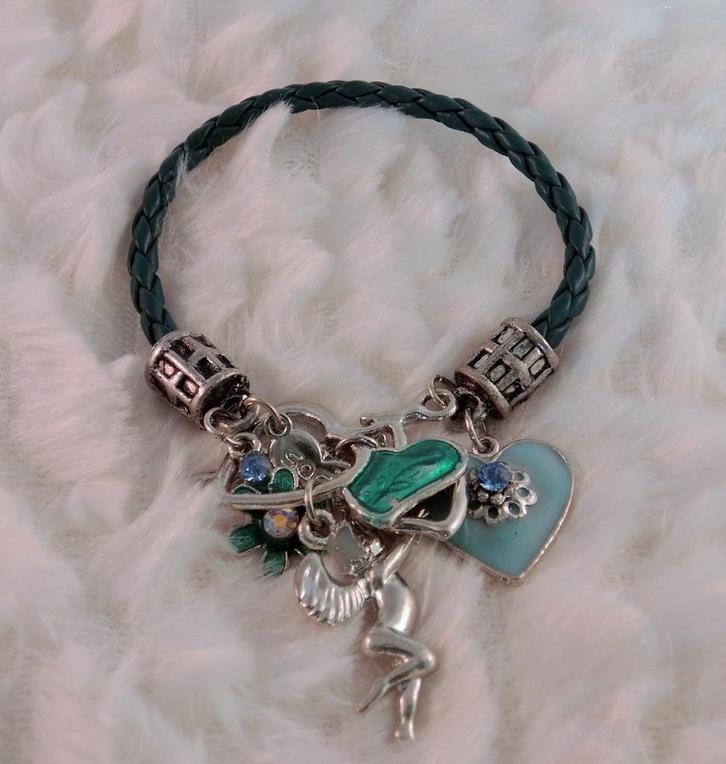 Armband Green Gratis Verzending !! (818), Sieraden, Tassen en Uiterlijk, Armbanden, Nieuw, Overige materialen, Groen, Ophalen of Verzenden