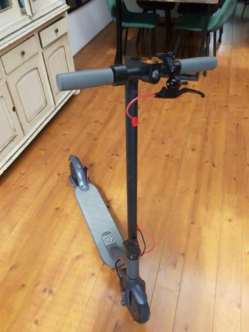 Elektrische step AovoPro "defect", Fietsen en Brommers, Steps, Zo goed als nieuw, Elektrische step (E-scooter), Ophalen of Verzenden