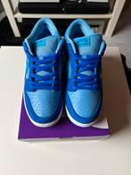 Nike SB Dunk Low Raspberry, Kleding | Heren, Schoenen, Blauw, Nike, Nieuw, Ophalen of Verzenden