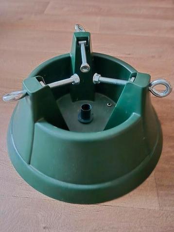 Kerstboom voet beschikbaar voor biedingen