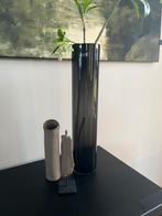 Smalle hoge DutZ vaas zwart, Ophalen, Zo goed als nieuw