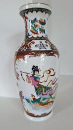 Chinese Porseleinen Vaas met Stempel Handbeschilderd h. 26cm, Ophalen of Verzenden