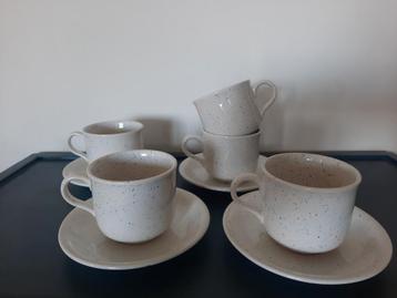 5x John Tams hema confetti kop- en schotels spikkels vintage beschikbaar voor biedingen