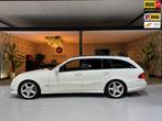 Mercedes-Benz E-klasse Estate 550 AMG Avantgarde Garantie Pa, Auto's, Automaat, Gebruikt, Startonderbreker, Wit