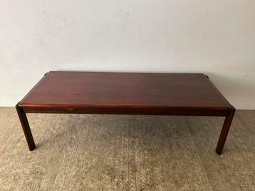 Vintage gesigneerde salontafel - Scandinavisch (mid-century) beschikbaar voor biedingen