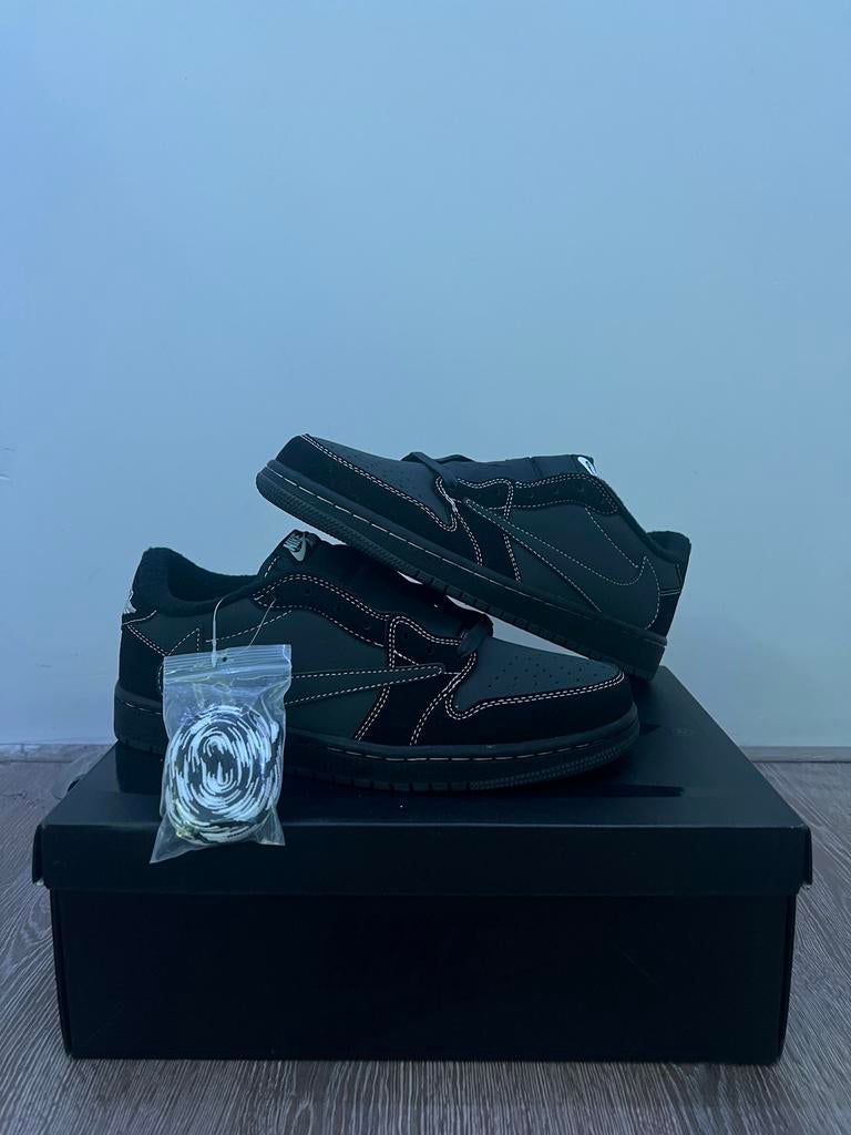 Nike x Travis Scott Air Jordan 1 low OG SP “Black Phantom”, Kleding | Heren, Schoenen, Verzenden, Zwart, Nieuw, Sneakers of Gympen
