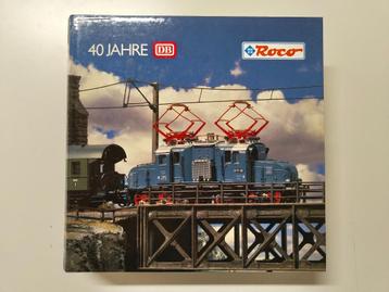 Roco 43031 - Elektrische locomotief E71 32 + vier rijtuigen beschikbaar voor biedingen