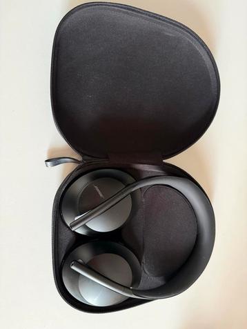 Bose Noise Cancelling Headphones 700 beschikbaar voor biedingen