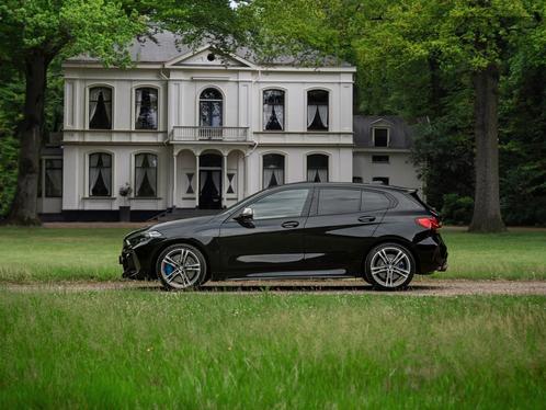 BMW 1-serie M135i xDrive High Executive | Pano-dak | Head-up, Auto's, BMW, Te koop, 1-Serie, 4x4, ABS, Airbags, Airconditioning
