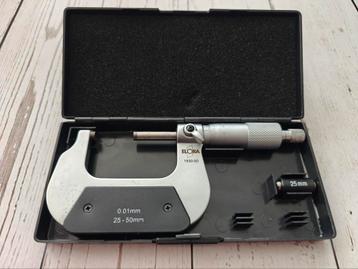 Elora Micrometer 25-50mm  Precisie Meetinstrument beschikbaar voor biedingen