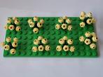 8 nieuwe lego bloemen in cool yellow / earth green, Ophalen of Verzenden, Nieuw, Losse stenen, Lego