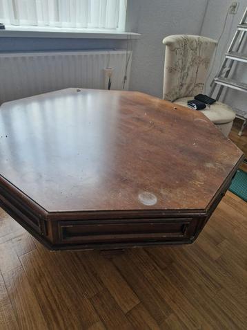 Salontafel met la ophalen in Den Bosch beschikbaar voor biedingen